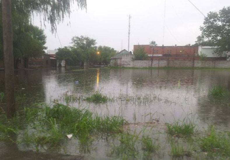 Barrios de Santa Fe - Inundación por lluvias