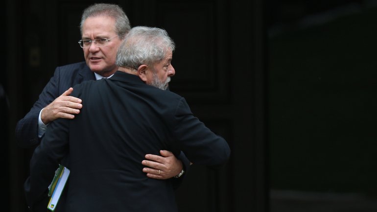 El presidente del Senado de Brasil y el ex presidente, ambos investigados por corrupción