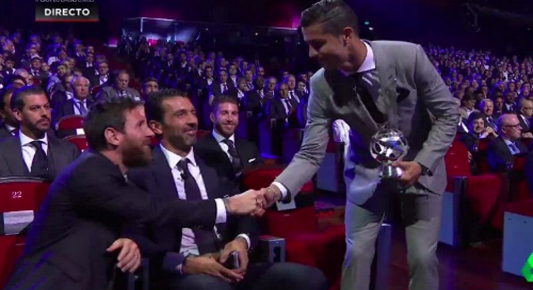 Messi, felicitando a Cristiano Ronaldo por el Trofeo UEFA: Leo, un crack también en cuanto a deportividad (CAPTURA LASEXTA)