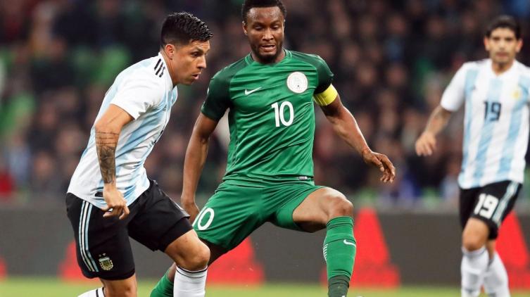 Argentina fue goleado por Nigeria y dejó una pálida imagen