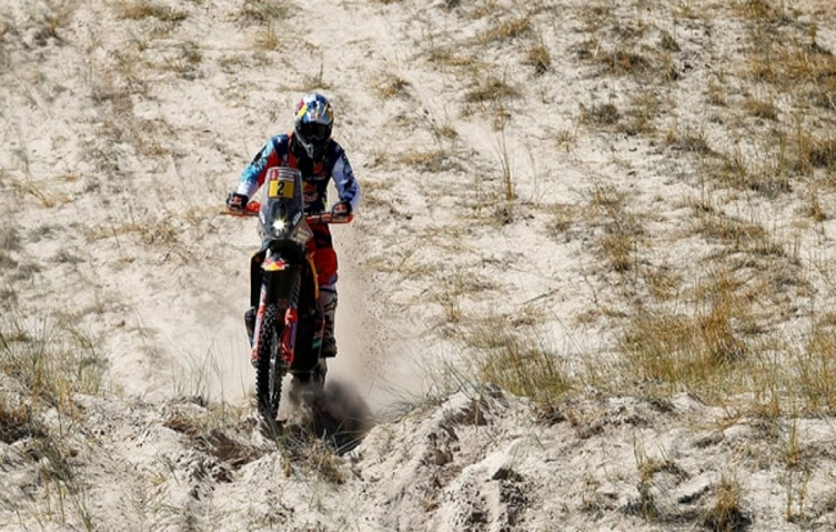 El austriaco Matthias Walkner quedó más cerca del título en motos (Reuters)