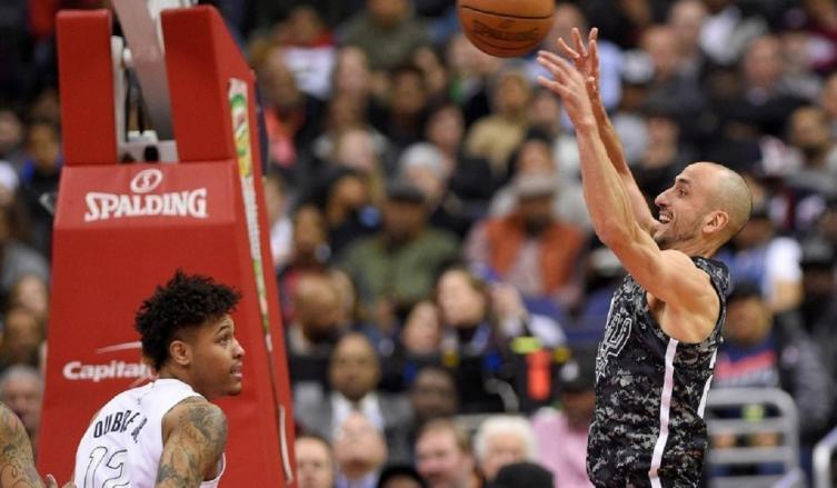 Manu Ginóbili aportó tres puntos en la derrota de San Antonio Spurs ante los Washington Wizards. (AP)