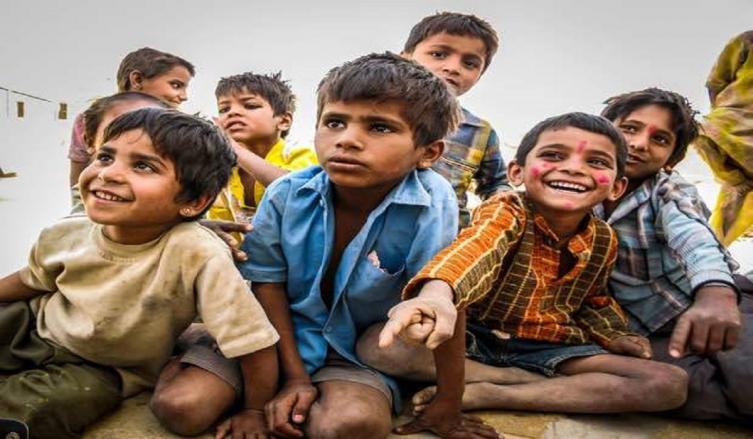 Niños de la India - Imagen por R.M. Nunes