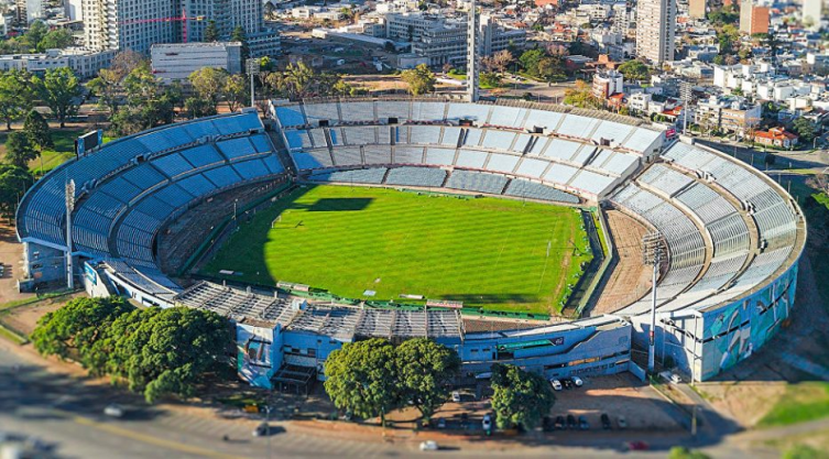 Estadio Centenario de Montevideo – Uno Santa Fe