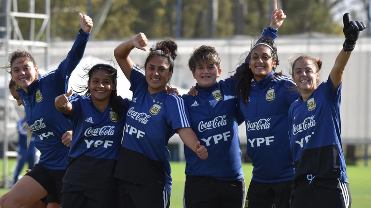 La selección argentina jugará un amistoso ante Uruguay como despedida antes de viajar al Mundial (AFA)