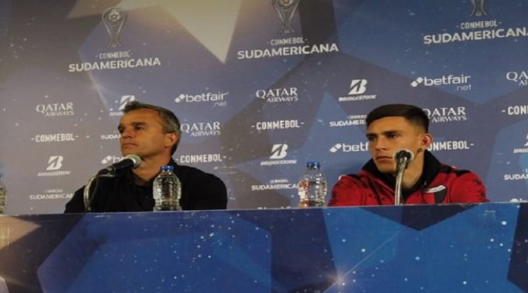 DT. Pablo Lavallén y Escobar en conferencia de prensa Copa Sudamericana  – Battagliotti