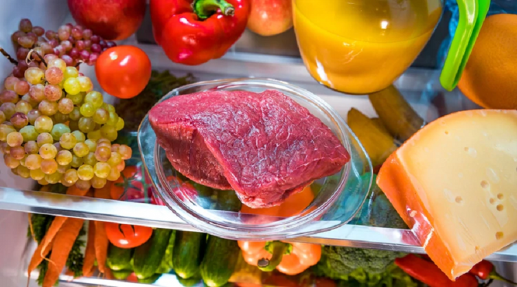 La mala colocación de la carne puede generar bacterias (Istock)