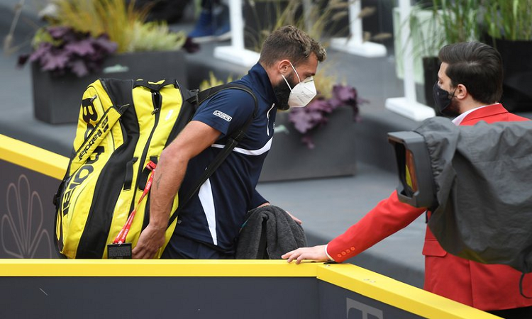 Benoit Paire confesó que jugó con coronavirus tras caer ante Casper Ruud en el ATP de Hamburgo (REUTERS)