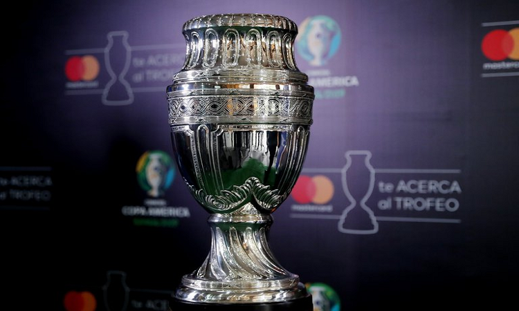 Vista del trofeo de la Copa América. EFE/LEONARDO MUÑOZ 