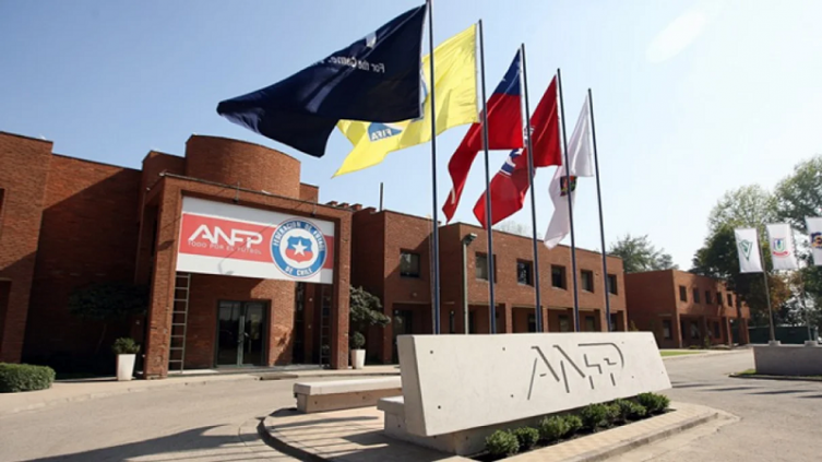 Antes de su desembarco en Argentina, Infantino visitará a Chile y se reunirá con el titular de la ANFP - Doble Amarilla