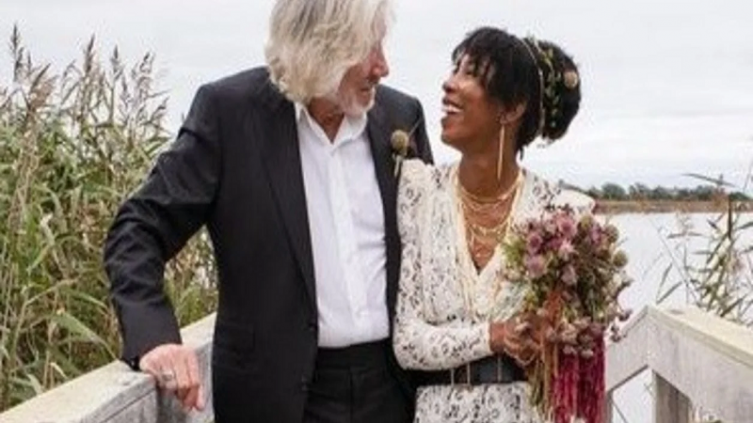 Roger Waters mostró fotos de su casamiento en las rede sociales. - Clarín