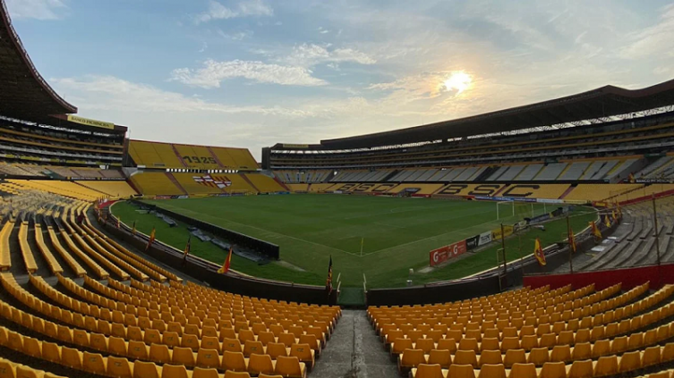 Ecuador informó que cambia de sede para recibir a Argentina - Doble Amarilla 