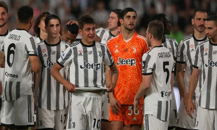 El desconsolado llanto de Dyabala tras despedirse de Juventus - TyC Sports