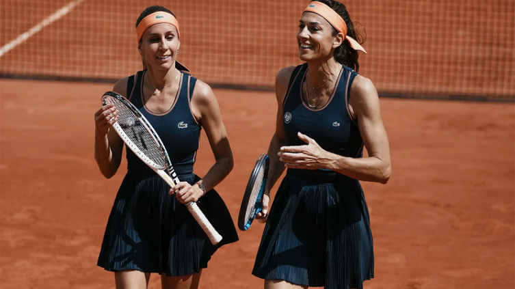 Gabriela Sabatini brilló en su estreno en Roland Garros y dejó varias jugadas para la ovación: “Fue una emoción enorme” - Infobae