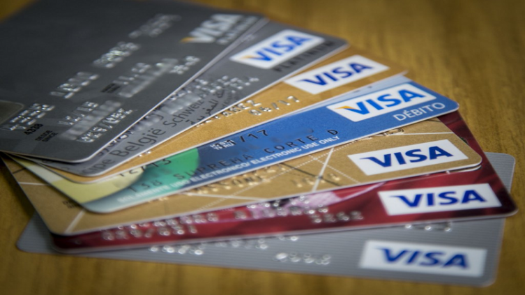 Aumentó el uso de tarjetas de crédito en el exterior. Se triplicaron los gastos en dólares con tarjeta en el exterior – NA 