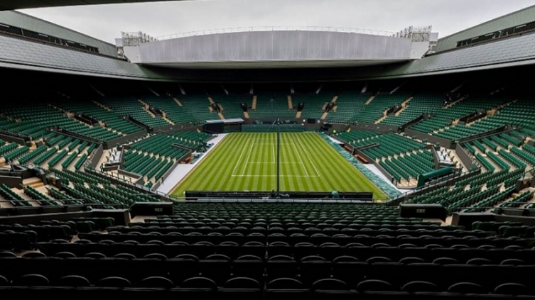 El tradicional torneo de Wimbledon se iniciará este lunes. Siete argentinos, el duelo Djokovic-Nadal y el veto a los rusos – télam