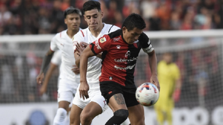 Independiente goleó 3-0 a Colón en Santa Fe y puso fin a su mala racha en la Liga Profesional - télam