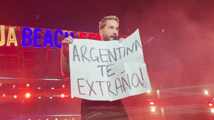 Maluma sorprendió a fans argentinos en medio de un show en México - TELESHOW