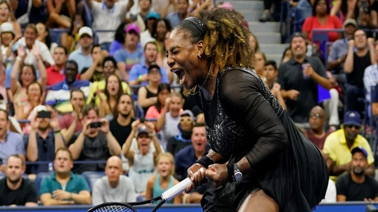 Serena Williams ganó y su retiro deberá seguir esperando (AP)