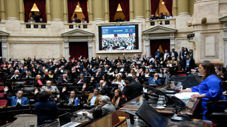 La Cámara de Diputados aprobó un documento de repudio al atentado a Cristina Fernández de Kirchner - Doble Amarilla