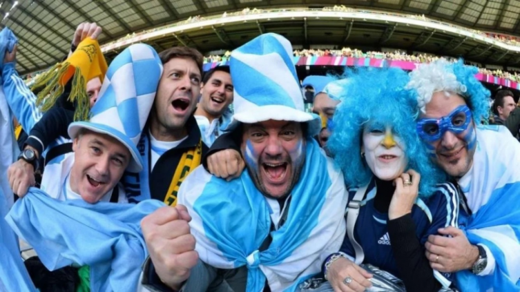 Furor por la Scaloneta: se agotaron las entradas para ver a Argentina en el Mundial - Diario NEWS