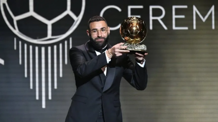Benzema obtuvo por primera vez el Balón de Oro 2022- TyC Sports