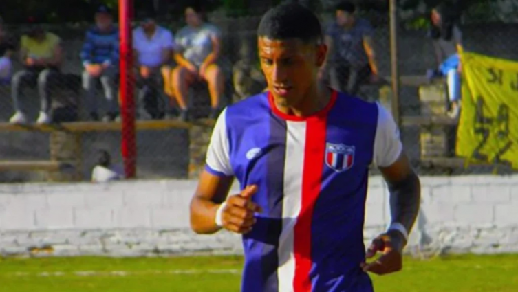 Daniel Garro fue agredido mientras celebraba un gol en el Regional y está en terapia intensiva – NA