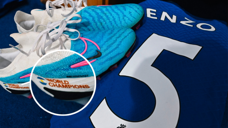 Enzo Fernández se lució en su estreno en Chelsea: el detalle en sus botines, la chance de gol más clara y el pase que maravilló a todos - Infobae