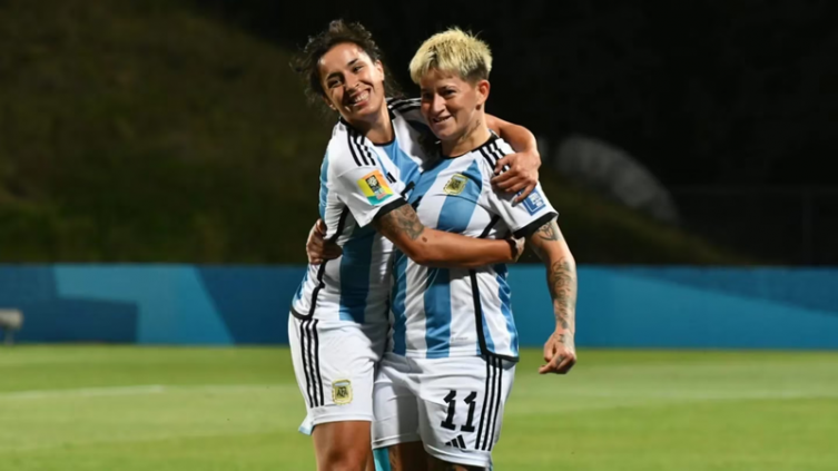 La Selección argentina femenina goleó a Chile en su primer amistoso antes del Mundial - (Foto: Twitter/Seleccion)