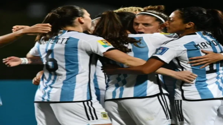 La Selección Argentina femenina se prepara para el Mundial: jugarán el segundo amistoso de la gira - Foto: Twitter @Argentina