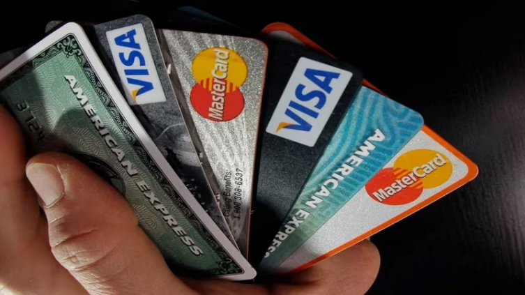 Se filtran datos de más de dos millones de tarjetas crédito y débito en internet - Infobae