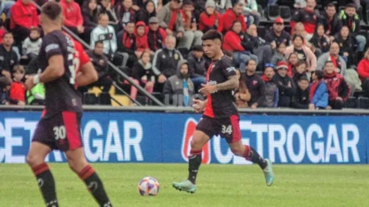 Stefano Moreyra recibió dos fechas de suspensión y no estará presente cuando Colón enfrente a San Lorenzo y Estudiantes. UNO Santa Fe / José Busiemi