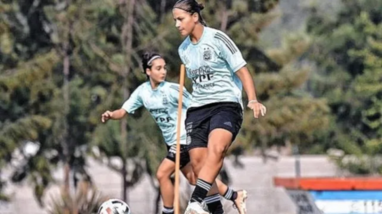 La jugadora de Unión, Lucía Almada, recibió una nueva convocatoria a la Selección Argentina Sub 17 y Sub 20. - Prensa Unión