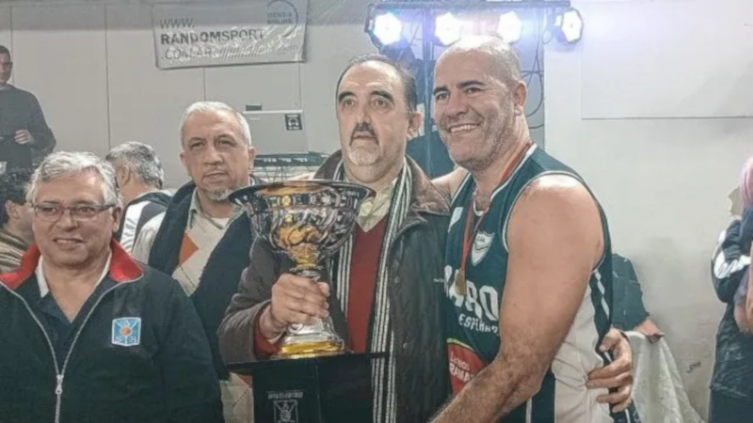 Almagro A se coronó campeón del Torneo Dos Orillas - UNO Santa Fe