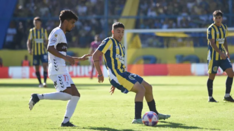 Central: O ´Connor asoma con chances de jugar como titular ante Colón - Marcelo Bustamante / La Capital