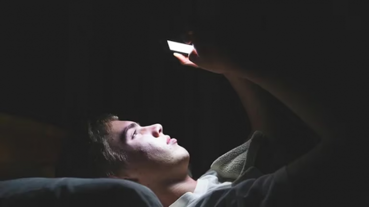 Adicción al celular: cómo identificar si una persona está sufriendo de nomofobia (foto: RPP)