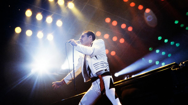 Hace 50 años, Queen lanzaba su álbum debut y comenzaba a mostrar su potencial al mundo - Télam