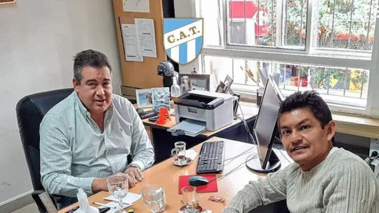 Miguel Abbondándolo, exdirigente de Atlético Tucumán será asesor deportivo de la dirigencia de Colón. - UNO Santa Fe