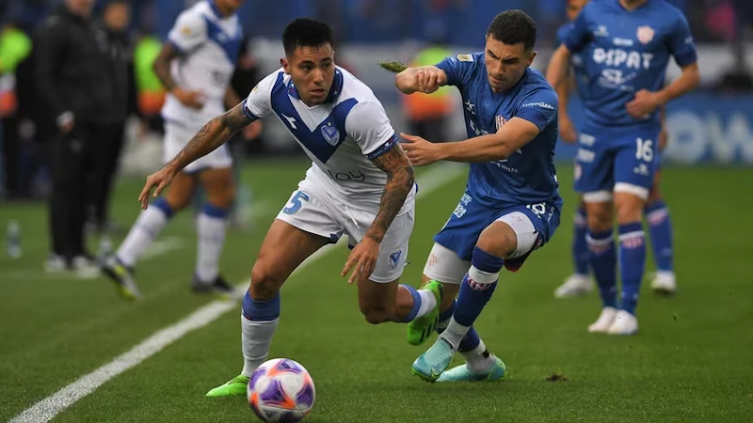 Unión empató 0 a 0 con Vélez en el Estadio Amalfitani por la 26° Fecha de la LPF - Télam