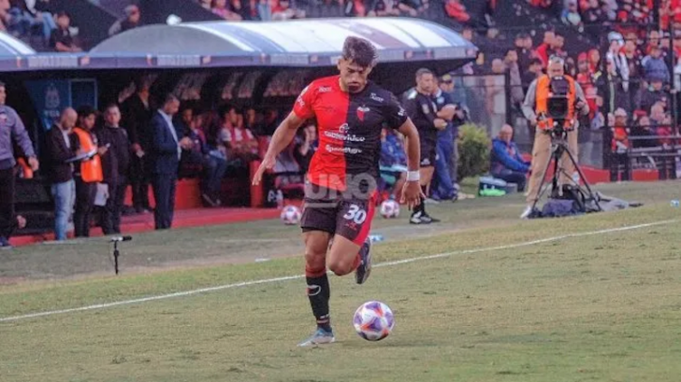 Santiago Pierotti, jugador de Colón, fue citado a una convocatoria de la Selección Argentina Sub 23. UNO Santa Fe / José Busiemi