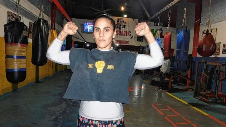 La boxeadora santafesina Victoria Bustos irá en busca del título superpluma a la ciudad de Junin - UNO Santa Fe