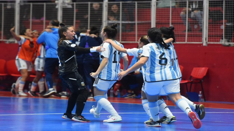 Argentina goleó a Colombia y se clasificó a las semifinales de la Copa América de futsal - ?Agencia Noticias Argentinas NA