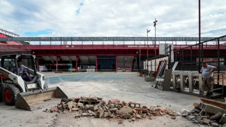 Así está el Coloso: Newell ´s empezó las obras para la construcción de la nueva tribuna. (Ana Isla/Rosario3)