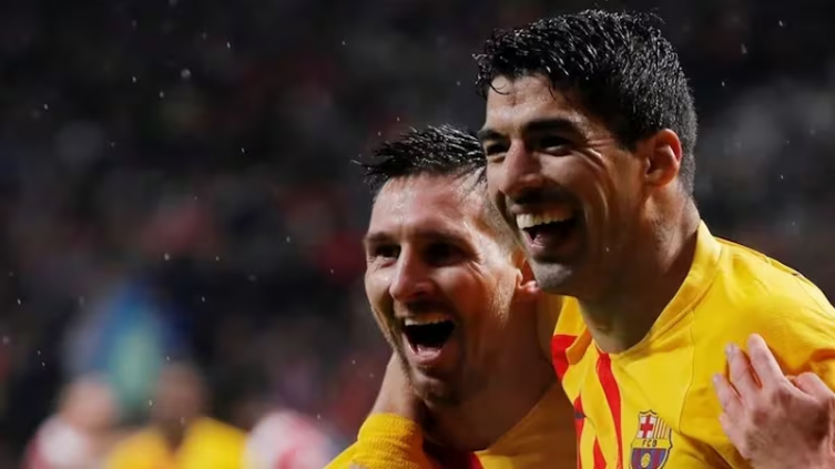 Luis Suárez firmó con el Inter Miami y volverá a formar dupla con Lionel Messi (REUTERS/Susana Vera)