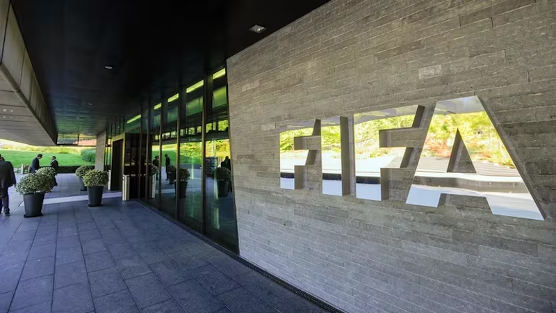 FIFA publicó un informe en el que expuso a los 397 equipos que tienen prohibido inscribir jugadores: cuáles son los 5 argentinos - Infobae