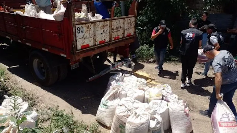 Secuestraron casi 9 toneladas de maíz robadas a un tren en barrio Santa Rosa de Lima - UNO Santa Fe