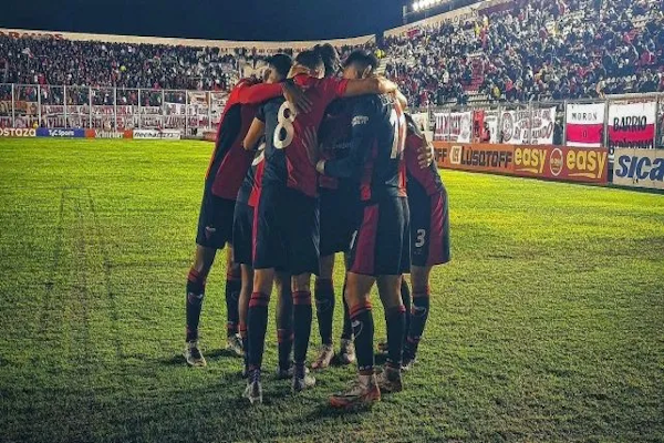 Nicolás Talpone subrayó la solidez de Colón para vencer a Deportivo Morón en el Nuevo Francisco Urbano. Prensa Colón