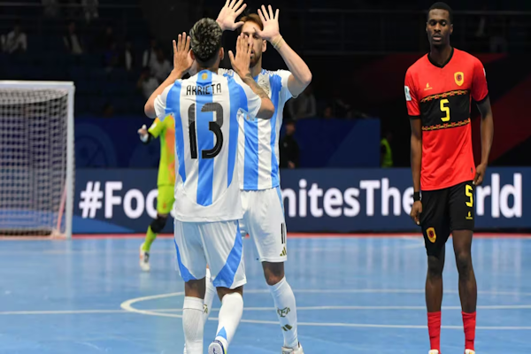 Mundial de futsal: goleó a Angola y pasó a octavos de final