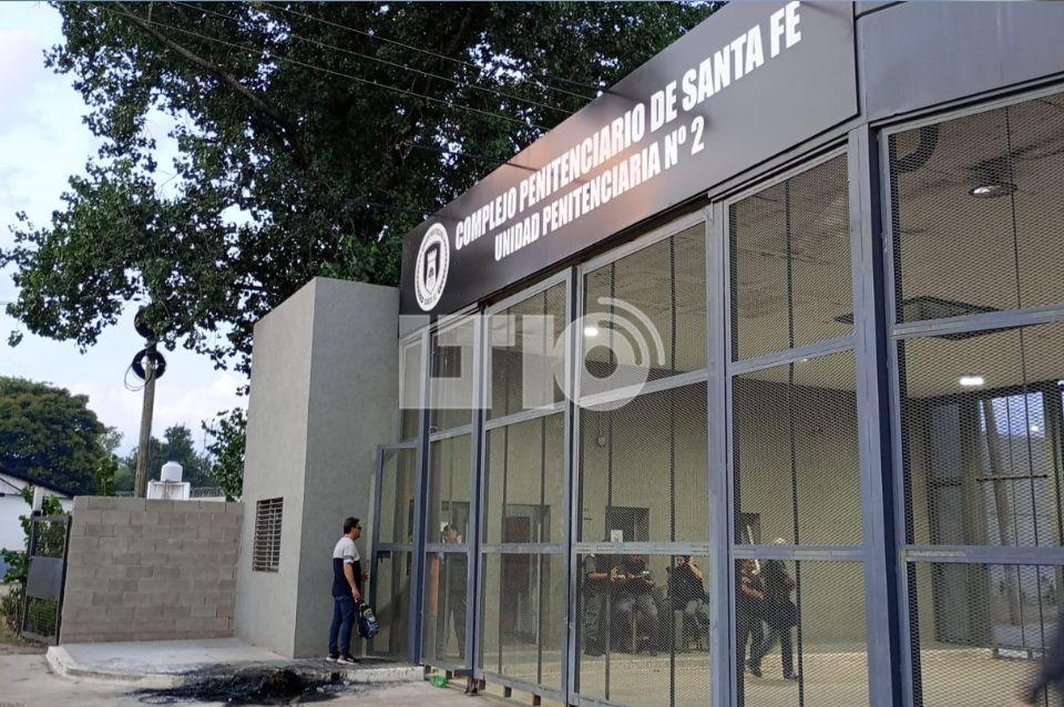 Detuvieron a una mujer que intentó ingresar drogas a la Cárcel de Las Flores