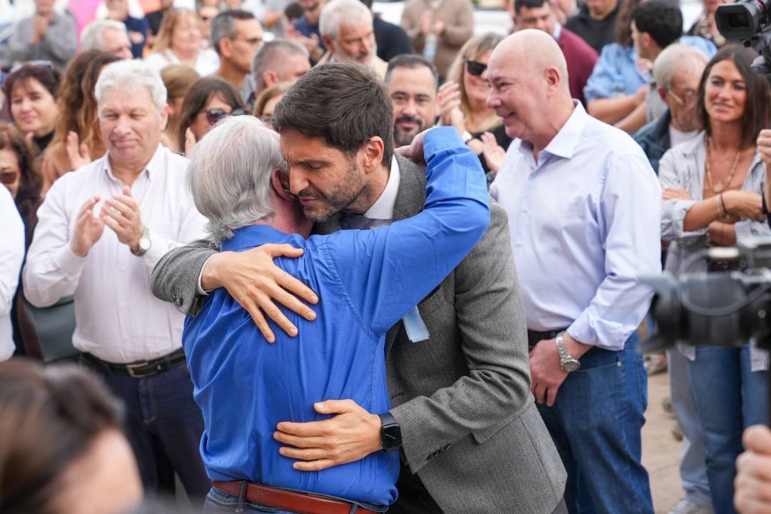 Pullaro participó de la entrega de 68 viviendas de UPCN 